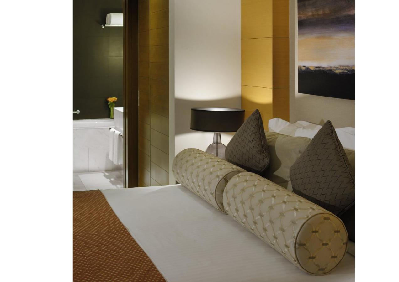 Address Dubai Mall Apartments By Qstay Bagian luar foto